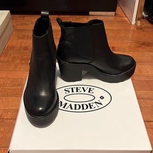 Steve Madden Greta Black Leather
